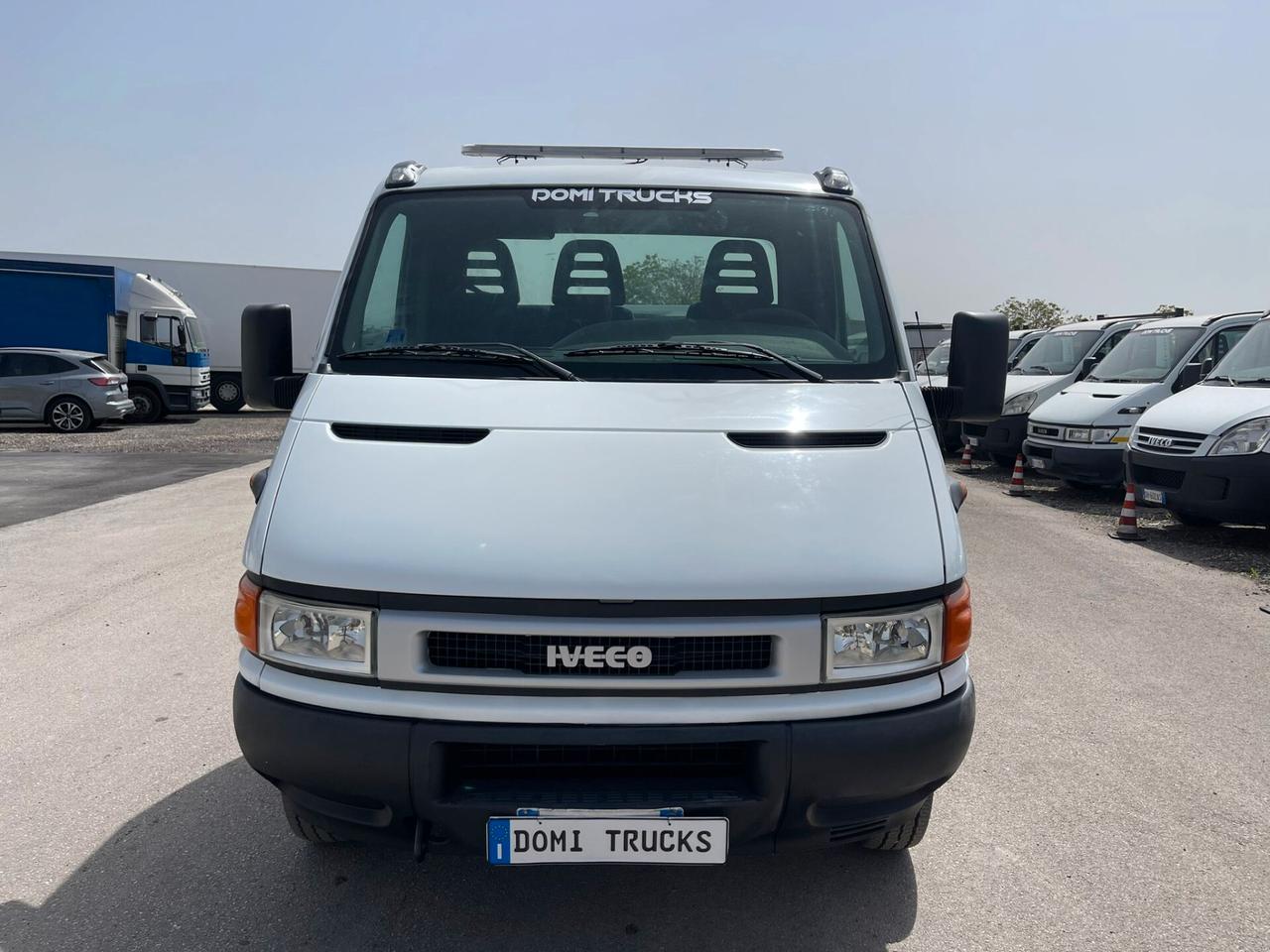 IVECO DAILY 35 C 13 CARRO ATTREZZI