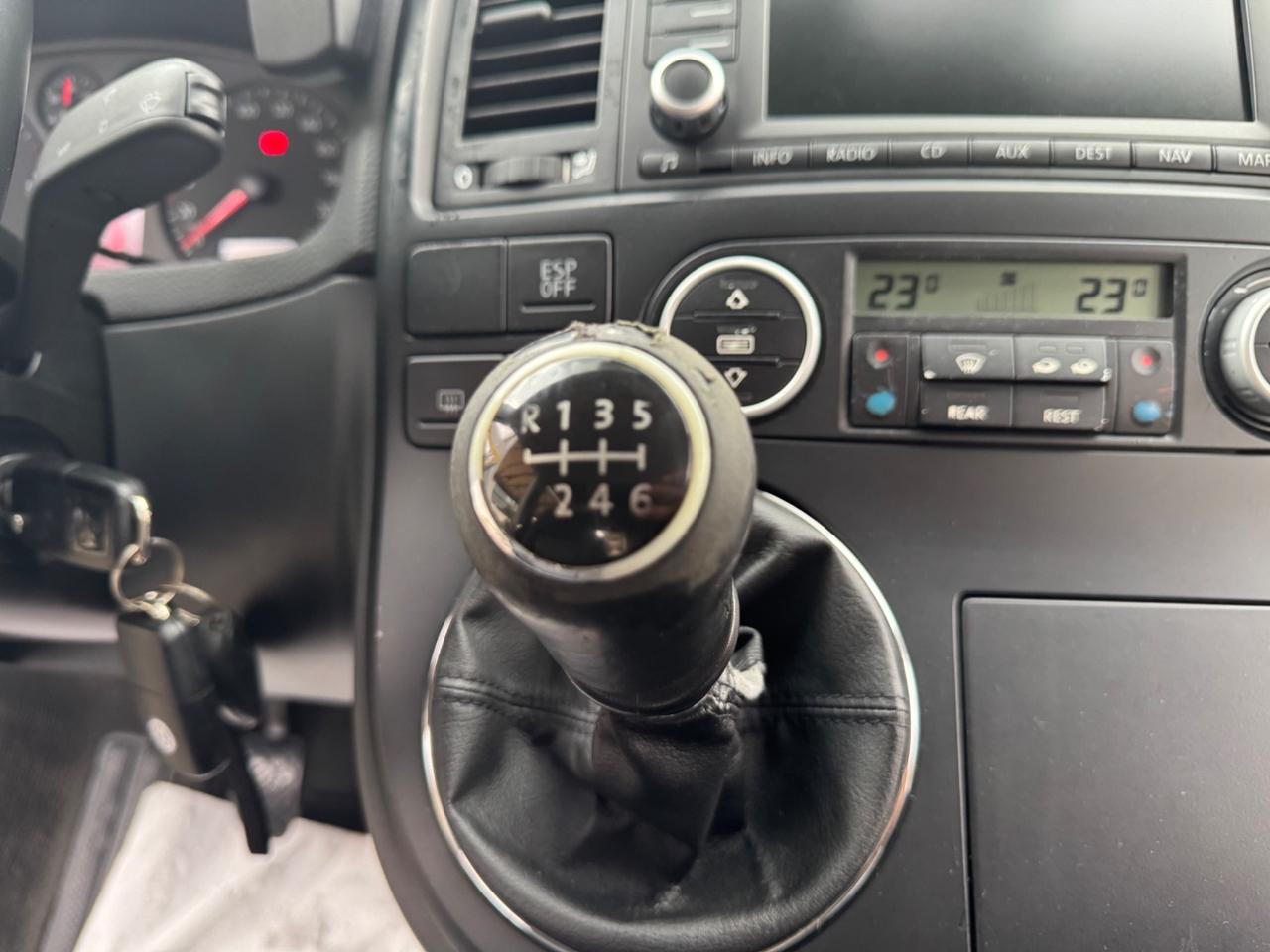 Volkswagen Multivan 2.5 TDI 174cv GANCIO DI TRAINO