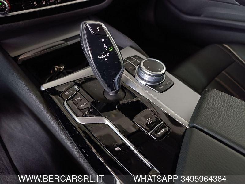 BMW Serie 5 530d 48V xDrive Touring Business*PELLE*