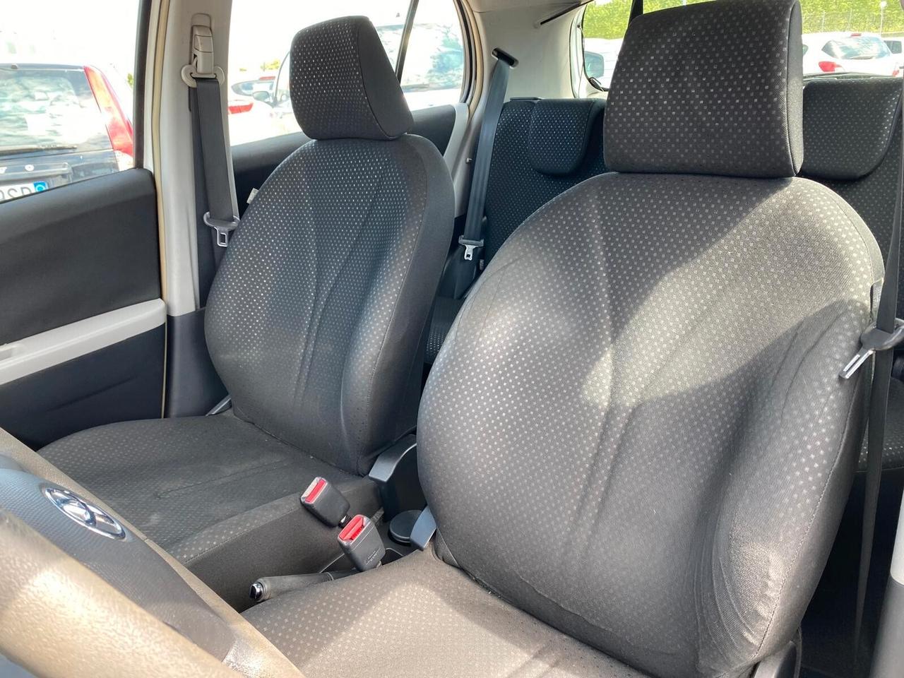 Toyota Yaris 1.0 Benz OK PER NEOPATENTATI
