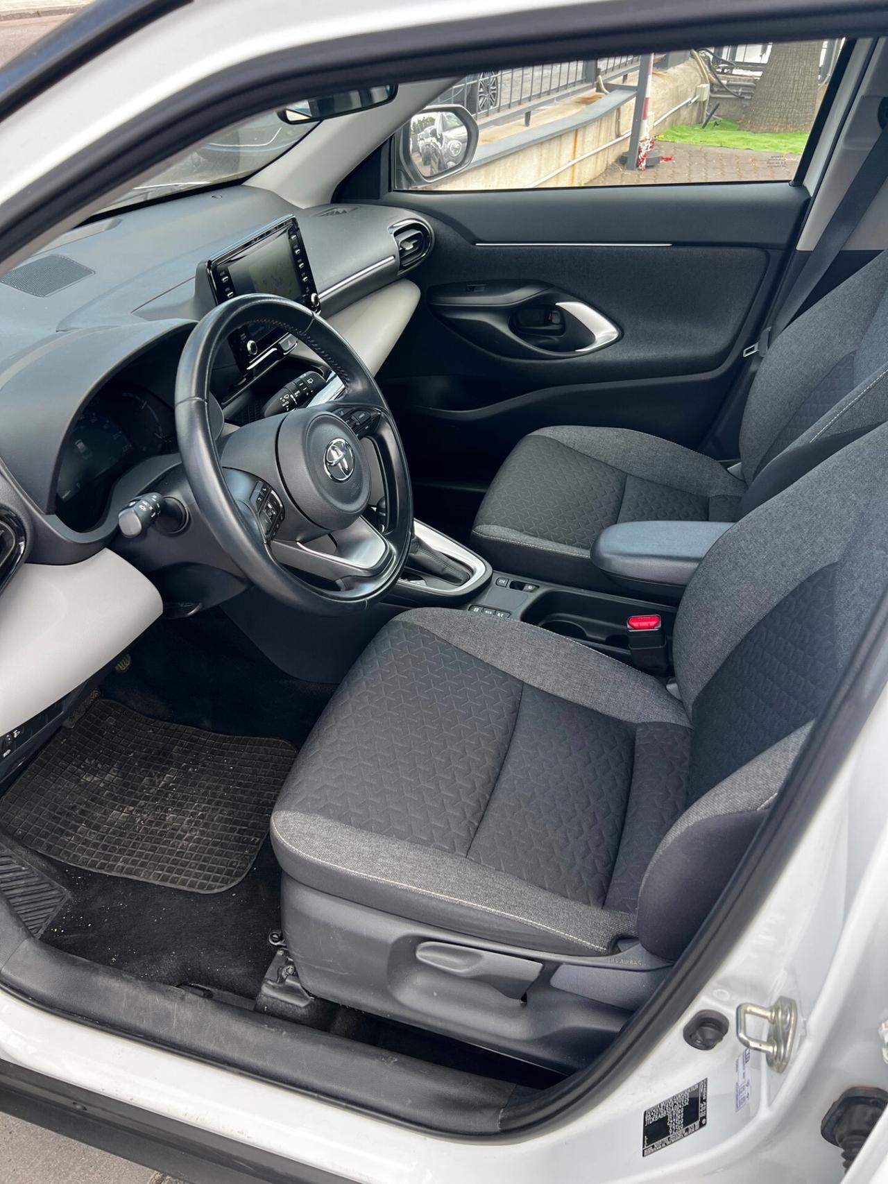 Toyota Yaris Cross 1.5 Hybrid 5p. E-CVT Premiere