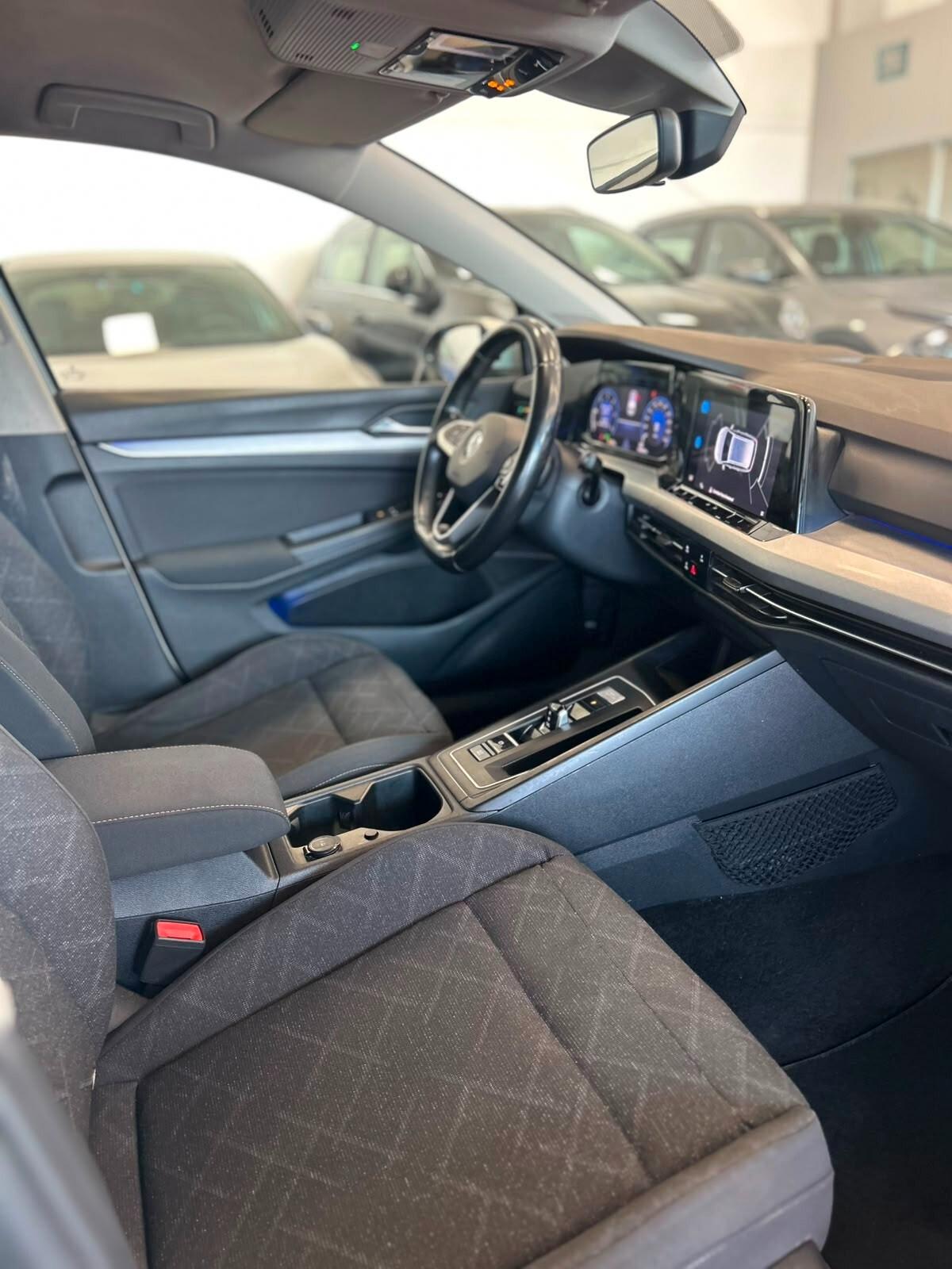 Volkswagen Golf Variant 2.0 TDI SCR DSG Life