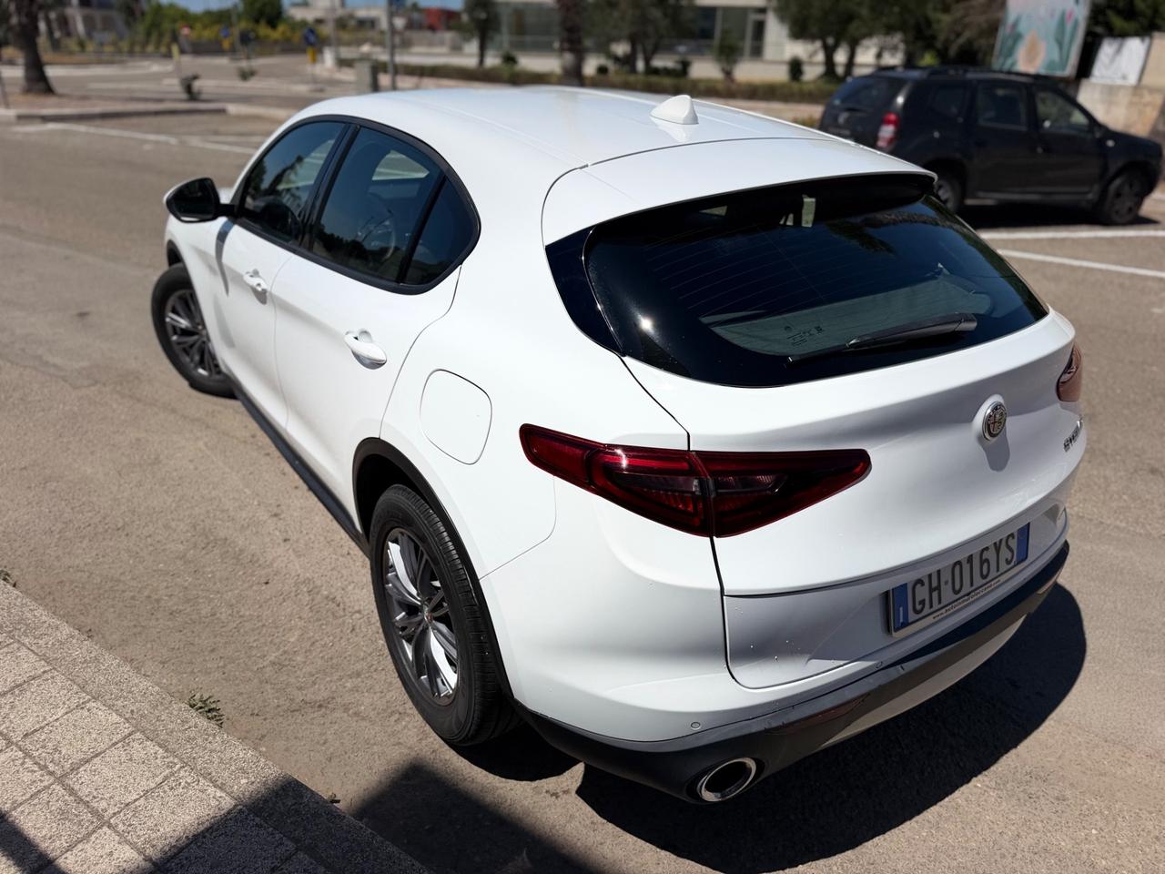 Alfa Romeo Stelvio 2.2 Turbodiesel 160 CV AT8 RWD Business