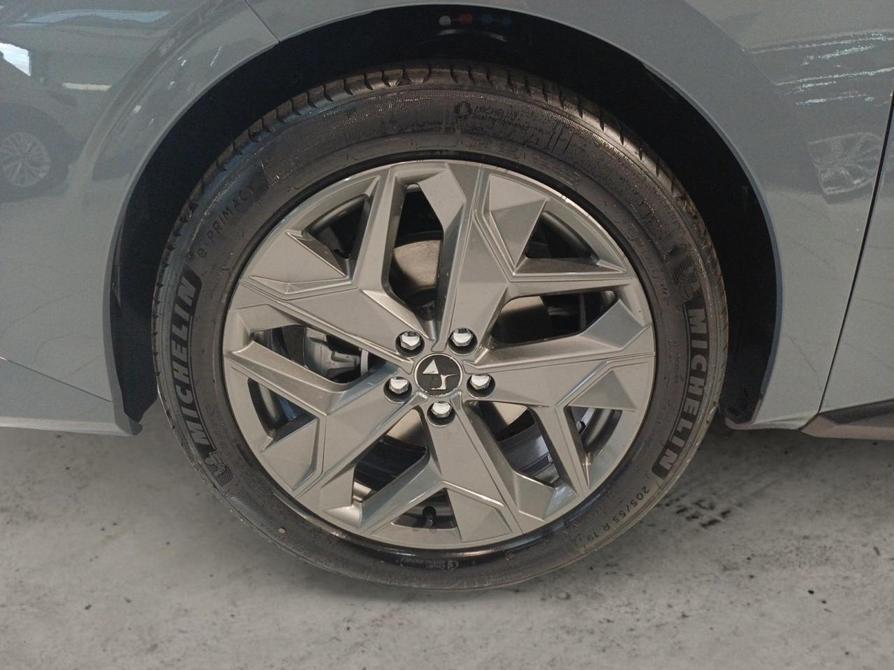 DS N°4 PALLAS HYBRID 145