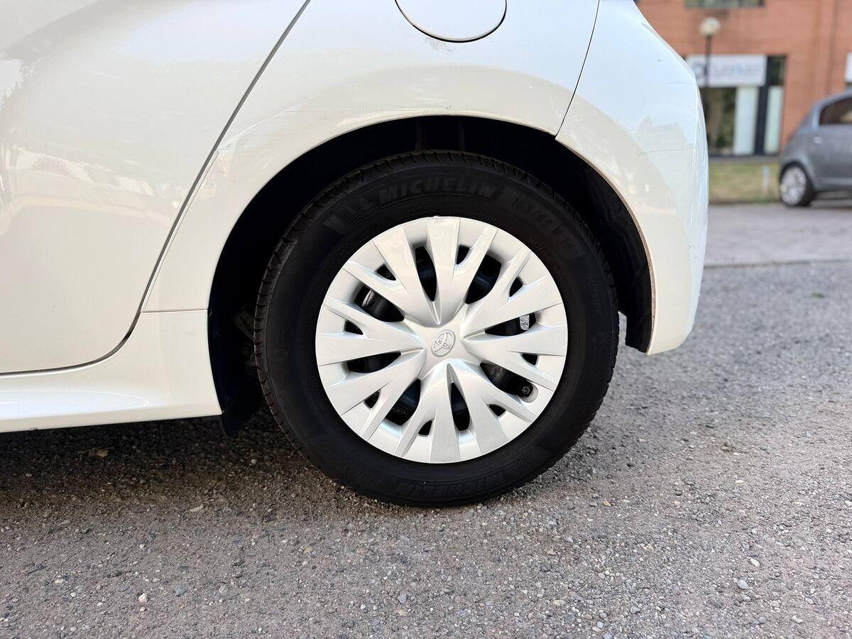 Toyota Yaris 1.5h Active