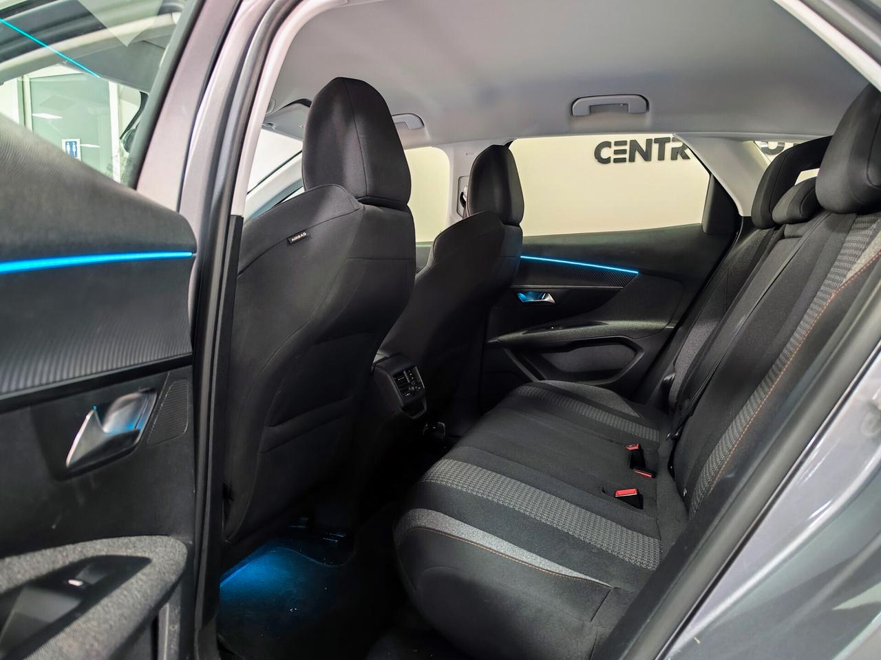 Peugeot 3008 BlueHDi 130 S&S EAT8 Allure Led