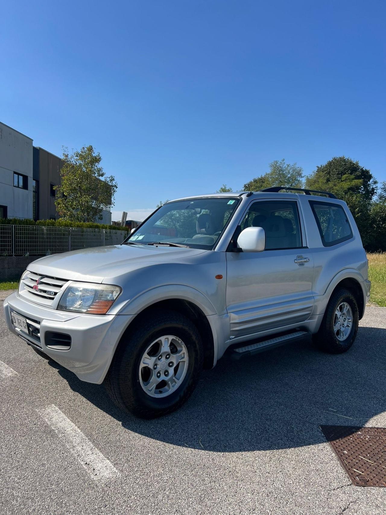 Mitsubishi Pajero 3.2 16V DI-D 3p. GLS