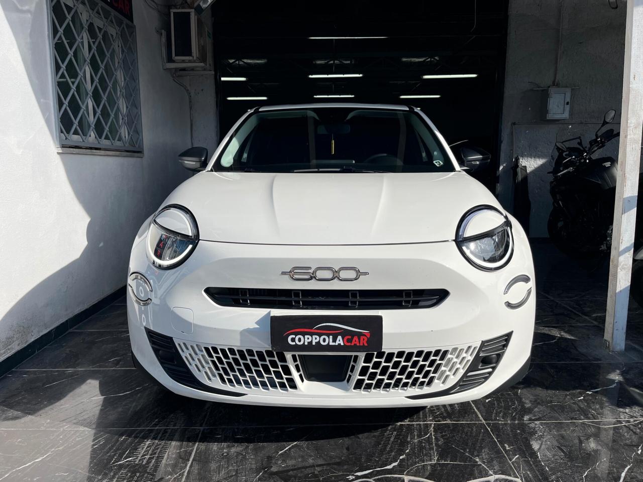 Fiat 600 Hybrid 100 CV DCT MHEV Valuto Permute