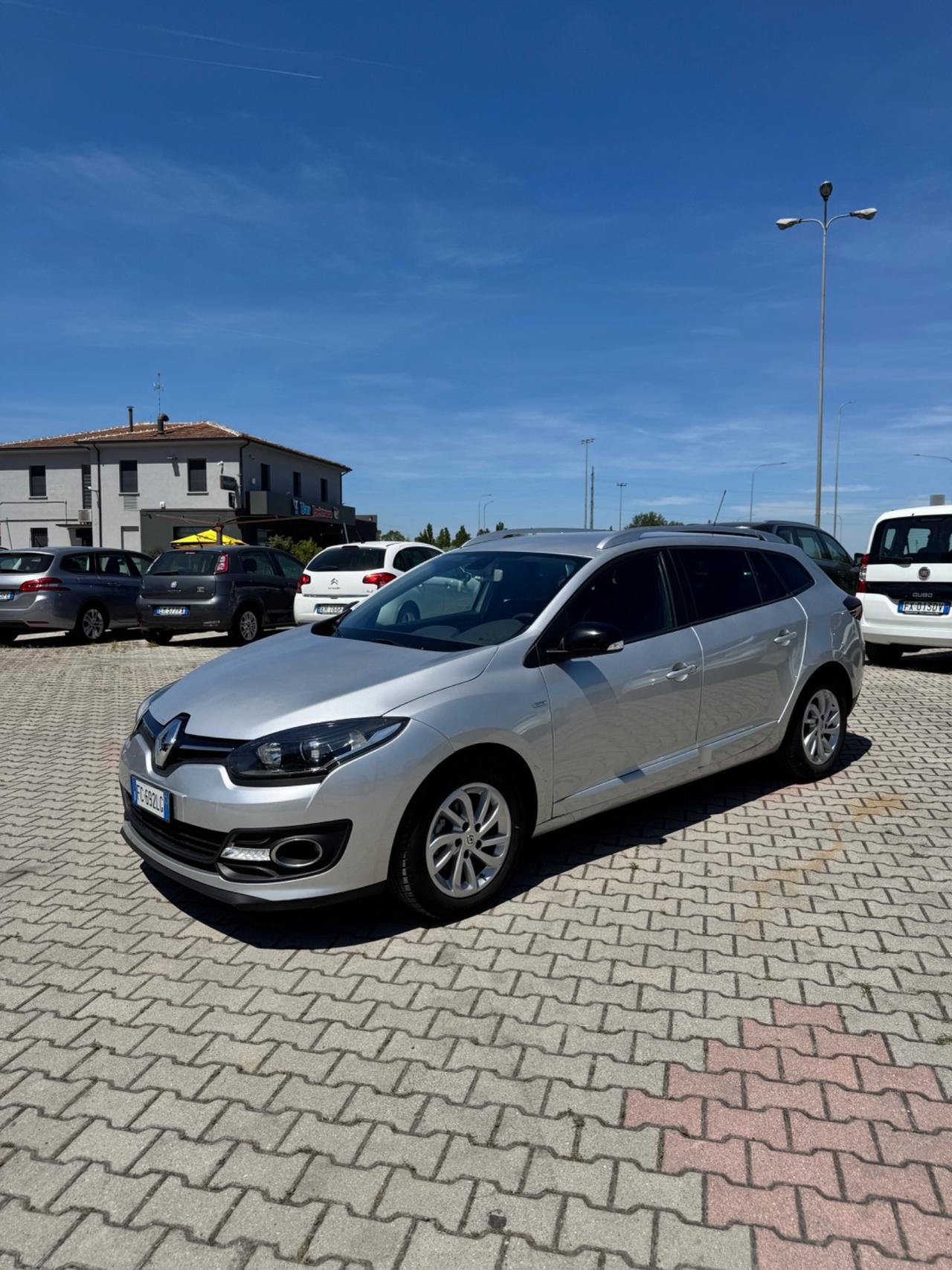 Renault Megane Mégane dCi 110CV EDC SporTour Limited