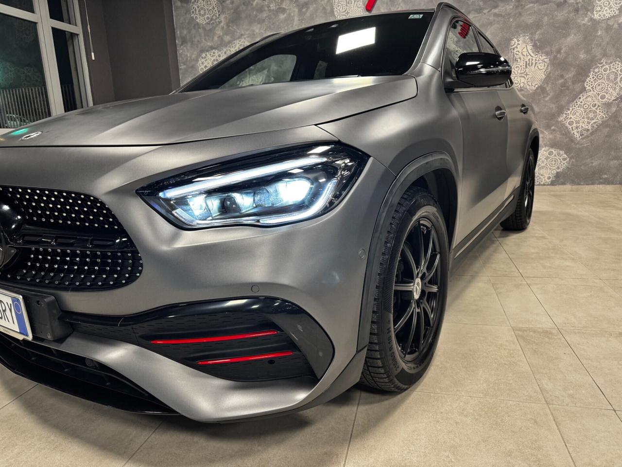 MERCEDES GLA 220CDI AT8 AMG EDITION PREMIUM