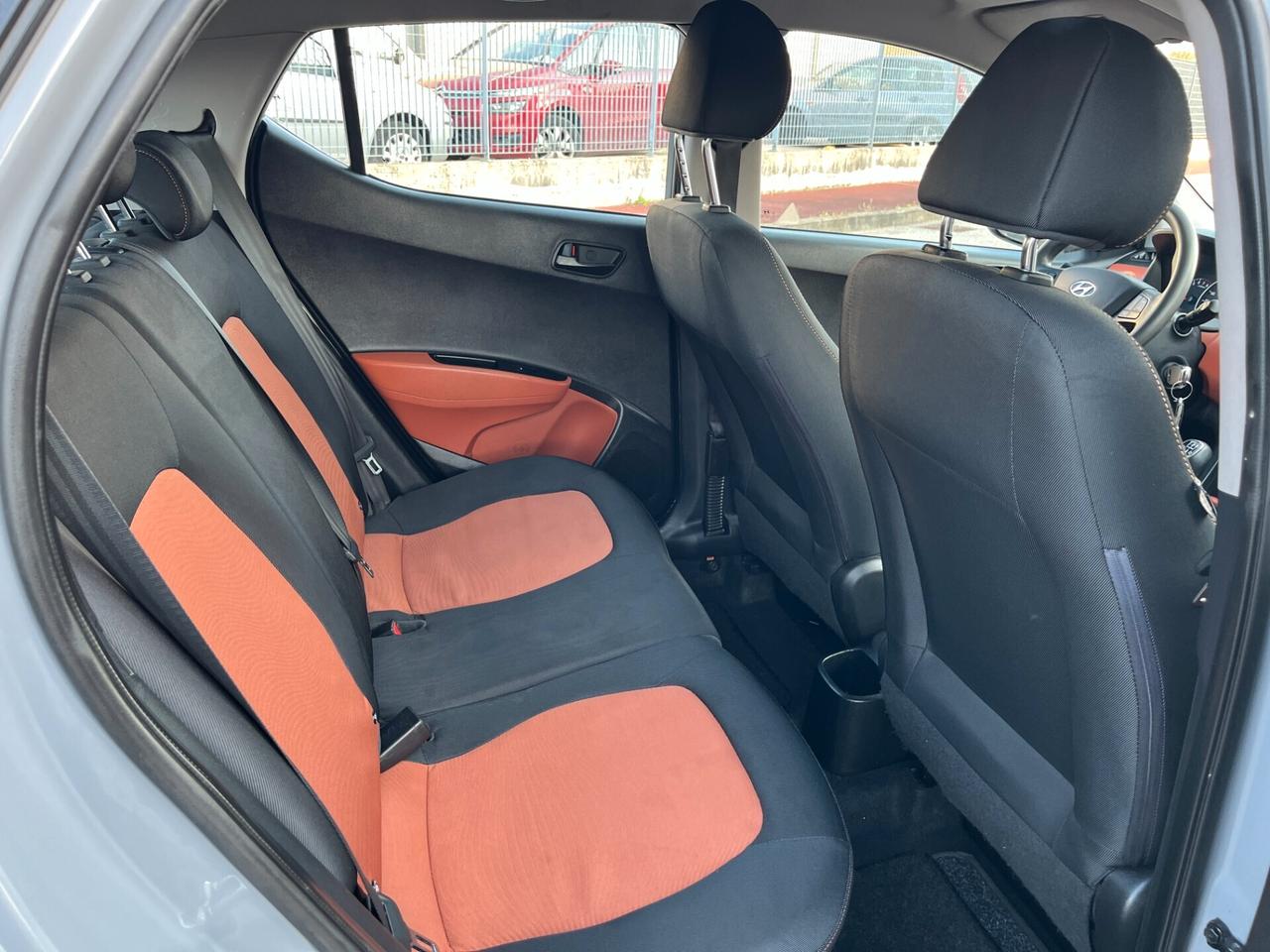Hyundai i10 1.0 MPI STYLE ADATTA AI NEOPATENTATI UNICO PROPRIETARIO
