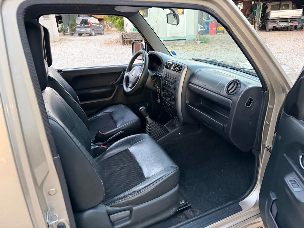 Suzuki Jimny 1.5 DDiS cat 4WD JLX