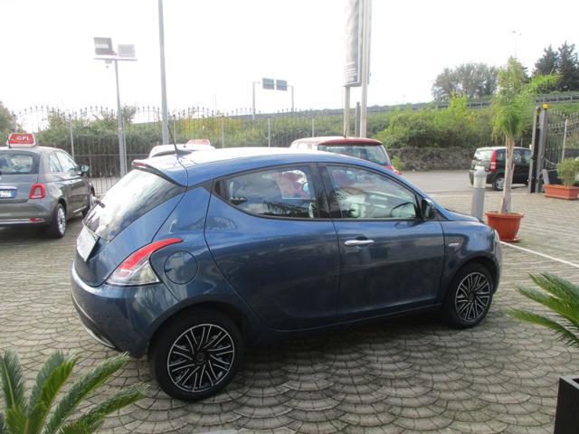 LANCIA Ypsilon 1.0 FireFly 5 porte S&S Hybrid Alberta Ferretti