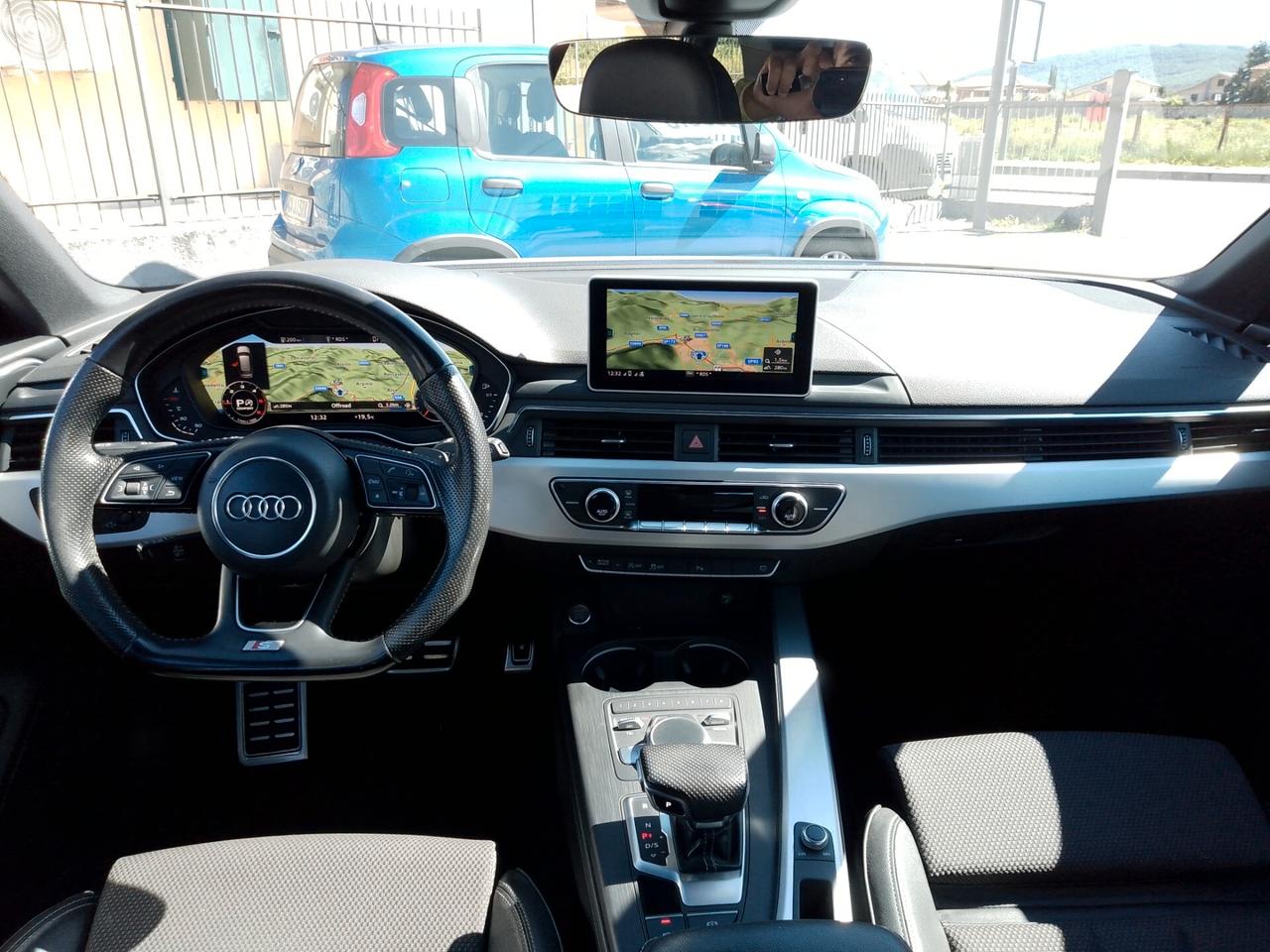 Audi A4 S LINE -VIRTUAL-POCHI KM