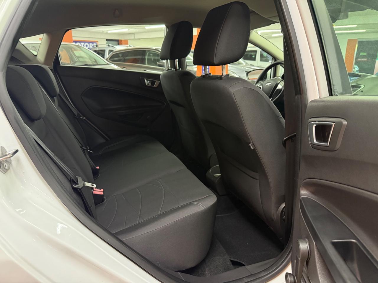 Ford Fiesta 1.5 TDCi 75CV 5 porte Business