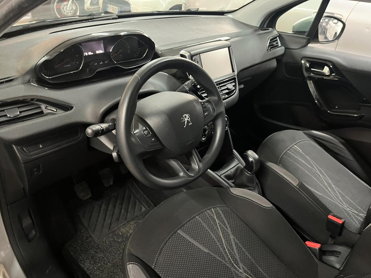 Peugeot 208 1.2 solo 70mila km, 5 porte
