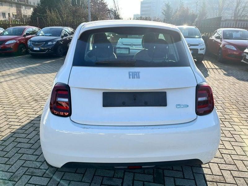 FIAT 500 Icon Berlina