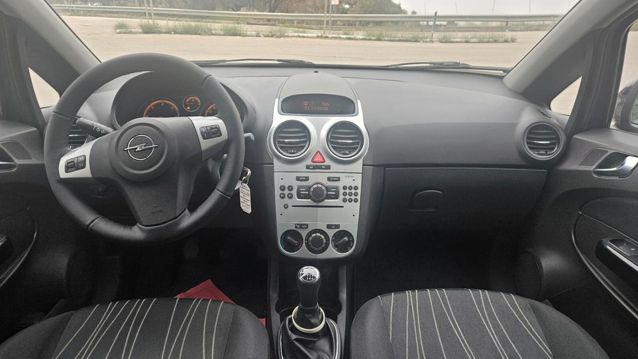 Opel Corsa 1.3 95CV 5 porte
