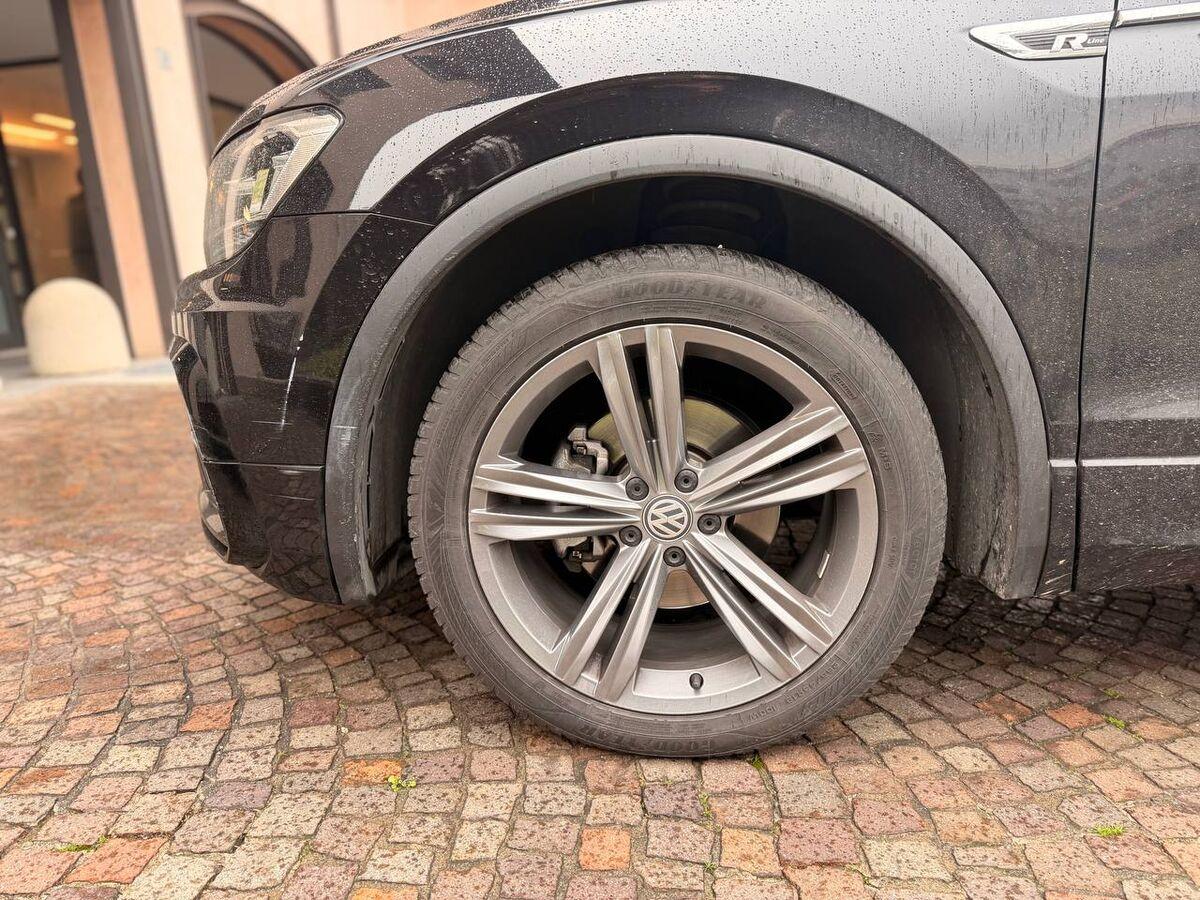 Volkswagen Tiguan 1.6 tdi Sport 115cv
