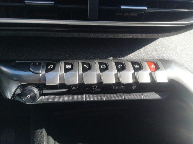 PEUGEOT 3008 BlueHDi 130 S&S Allure Business