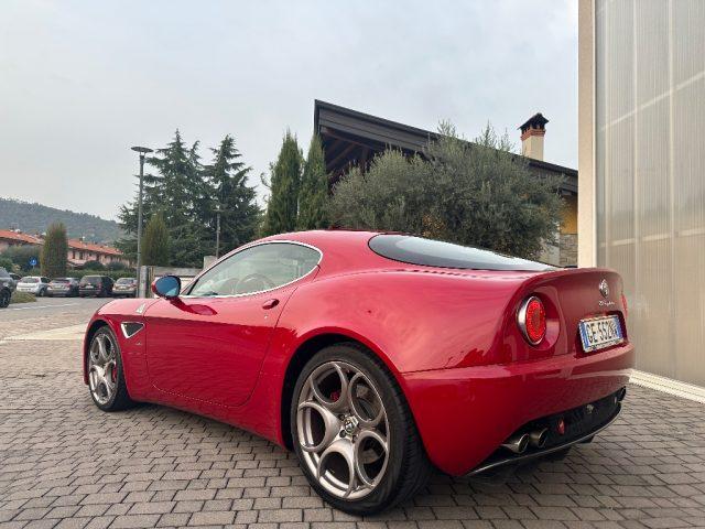 ALFA ROMEO 8C COMPETIZIONE REALMENTE IN SEDE