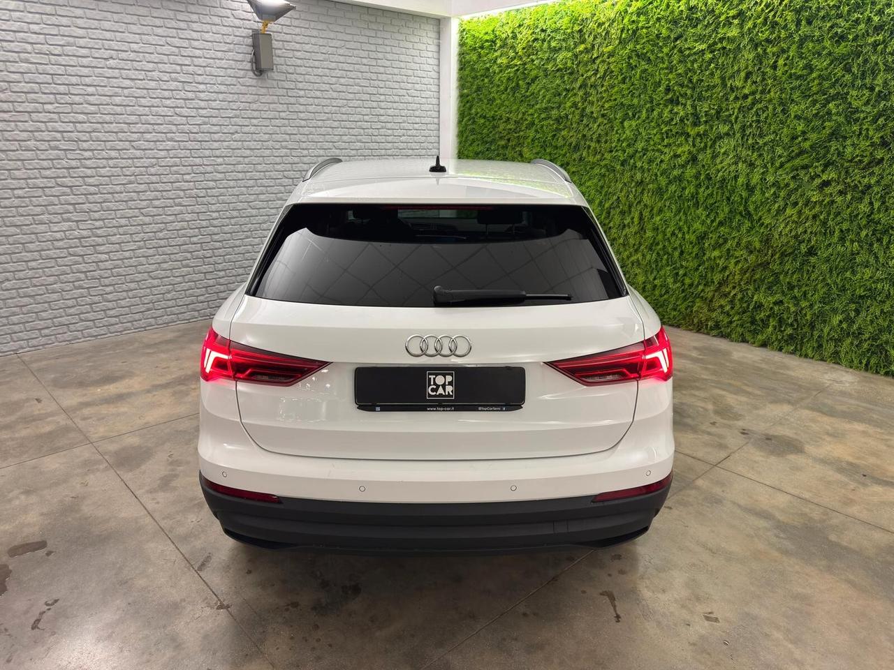 Audi Q3 35 TFSI Business Advanced