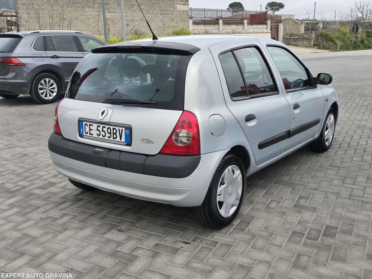 RENAULT CLIO 1.2 cc 5 PORTE *OTTIME CONDIZIONI*