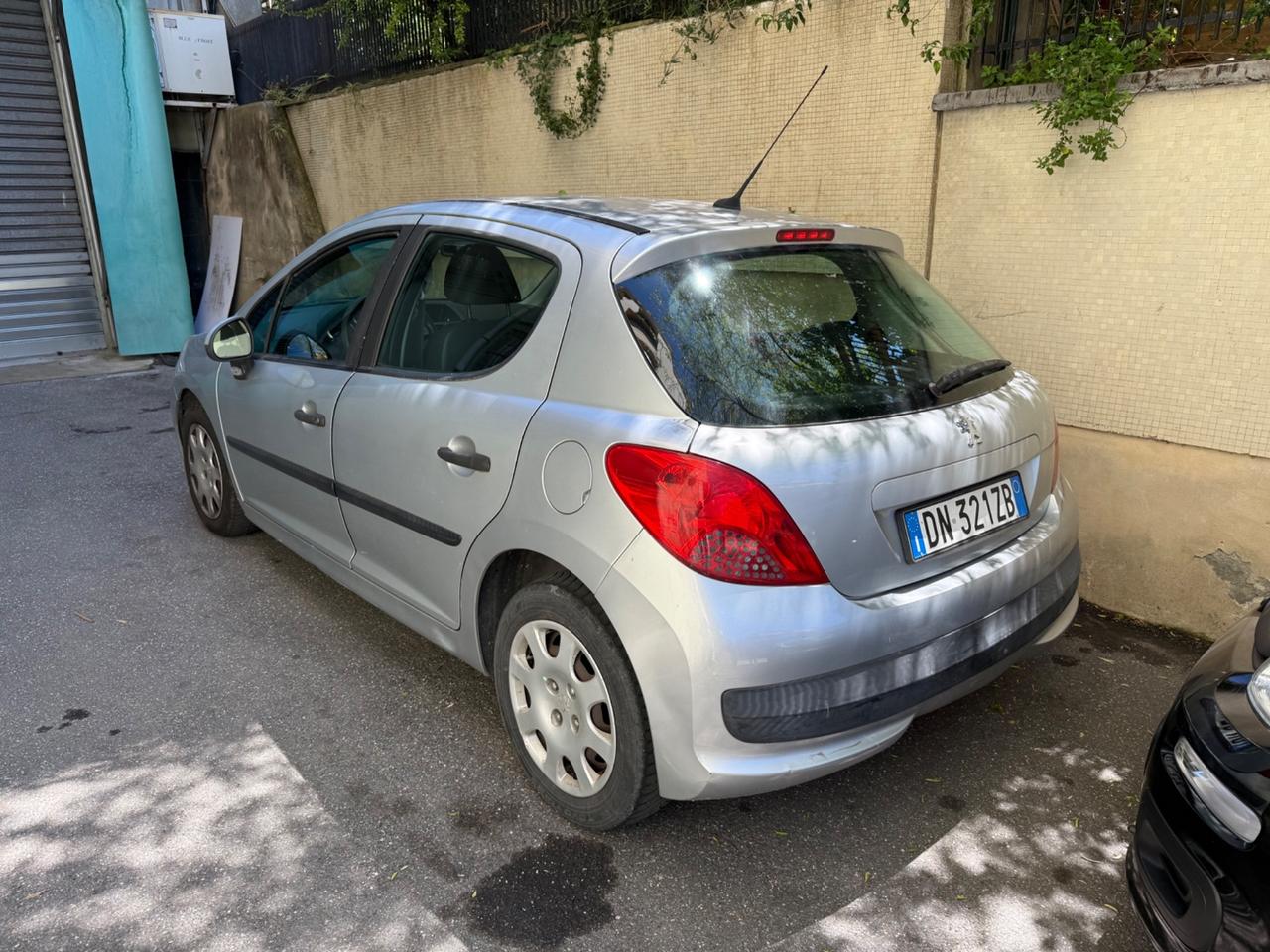 Peugeot 207 1.4 HDi 70CV 5p. ONE Line