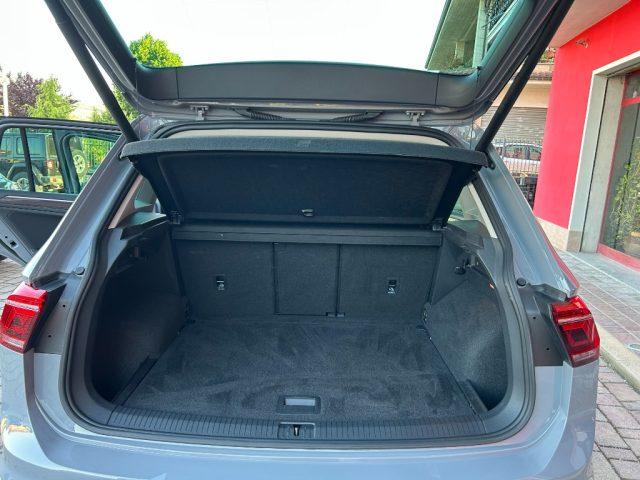 VOLKSWAGEN Tiguan 2.0 TDI 150 CV SCR DSG Elegance