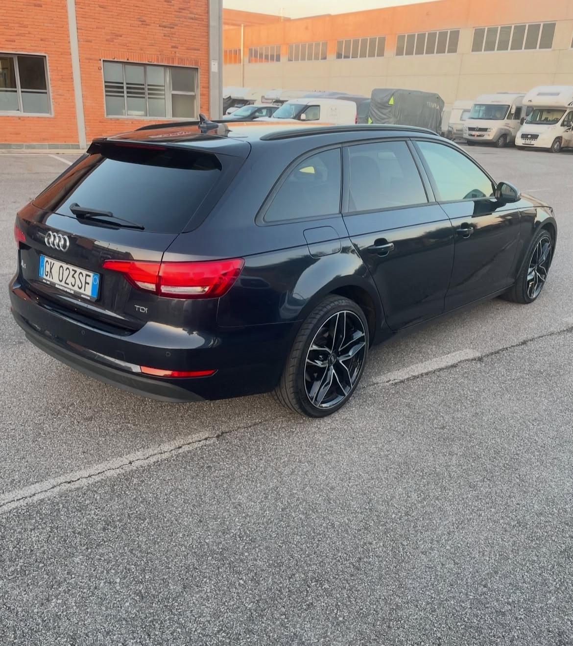 Audi A4 Avant 2.0 TDI 150 CV ultra S tronic Business Sport