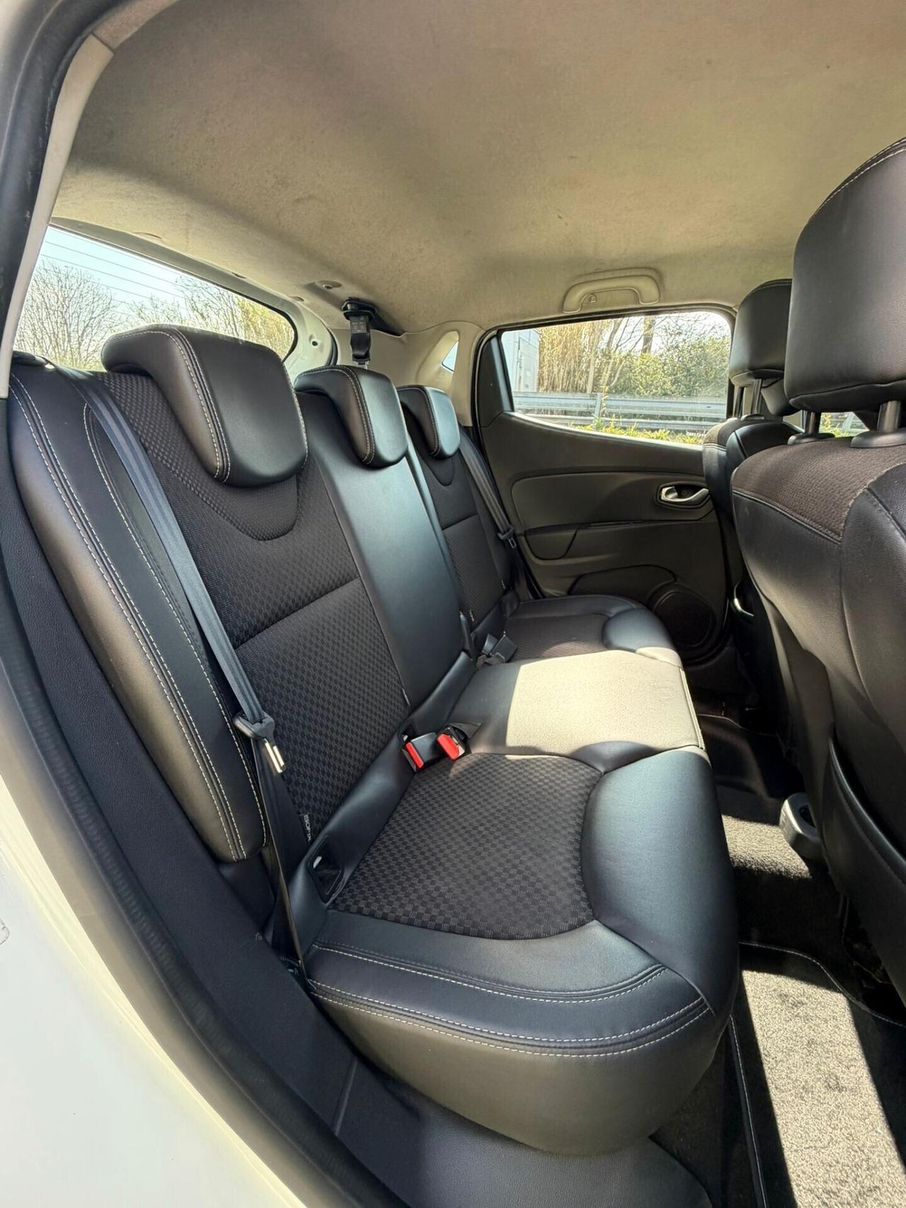 Renault Clio dCi 8V 75 CV 5 porte Duel2