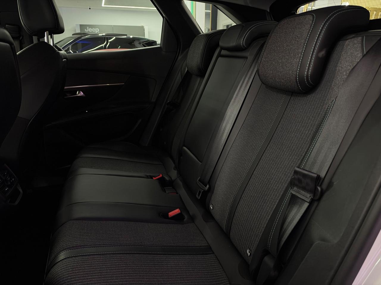 Peugeot 3008 130Cv EAT8 Allure Pack Iper Full