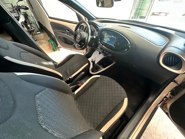 Toyota Aygo X 1.0 VVT-i 72 CV LOUNGE 2023