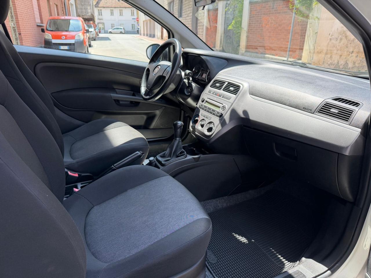 Fiat Punto 1.3 MJT 75CV 3 porte Van