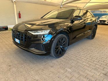 Audi Q8 45 TDI quattro tiptronic Sport