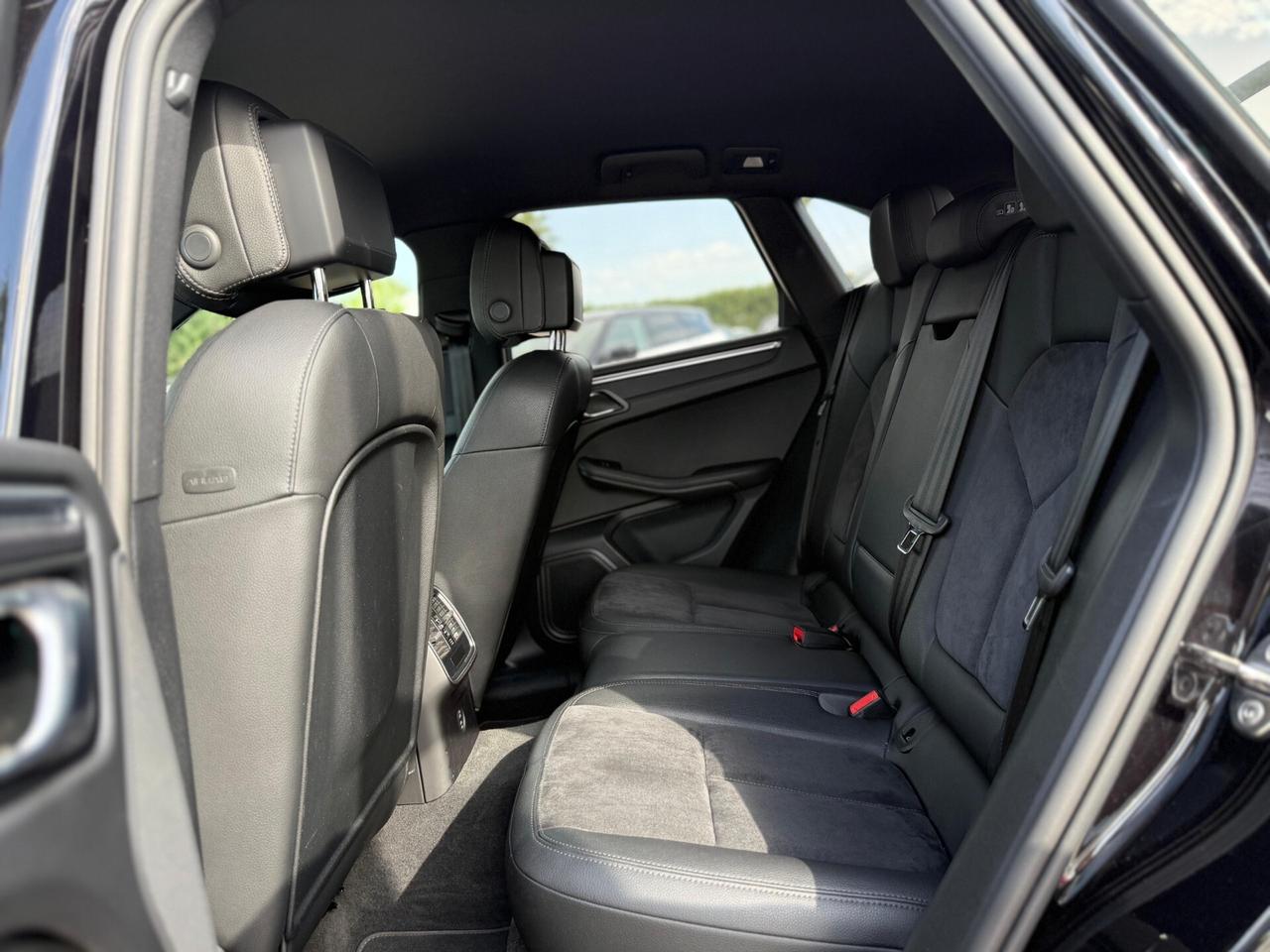 Porsche Macan 2.0 245cv pdls Pelle Cerchi 20"