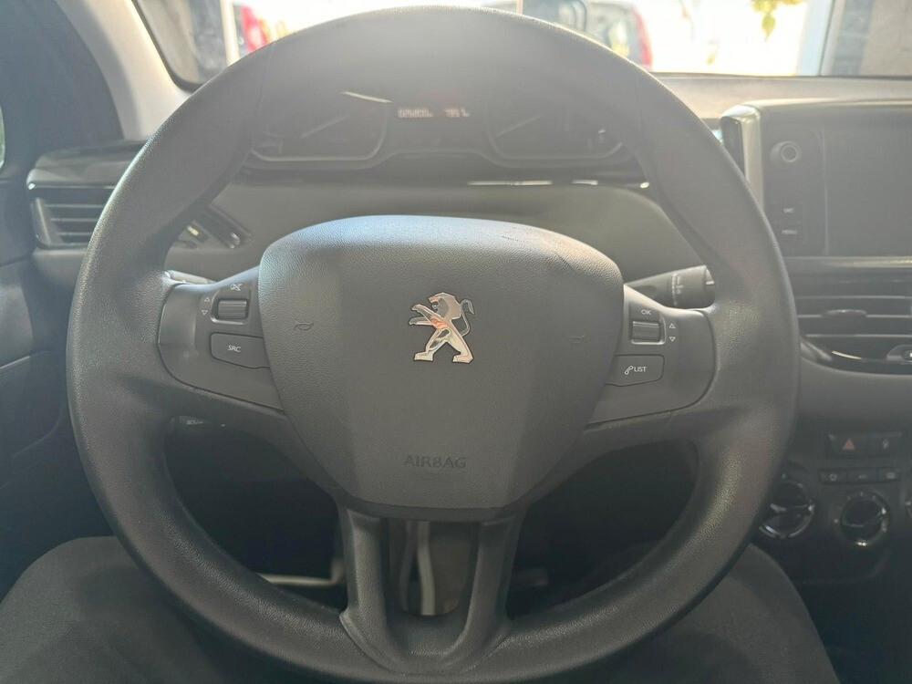 Peugeot 208 BlueHDi 100 S&S 5p. Mix