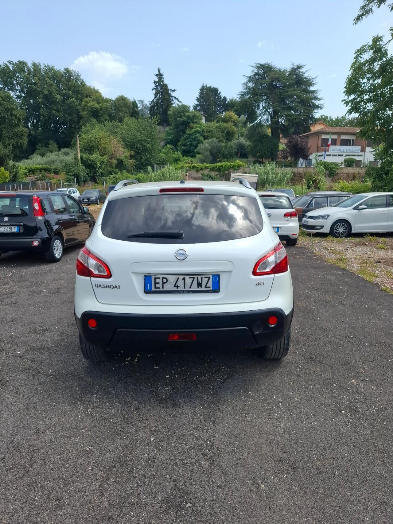 Nisan qashqai