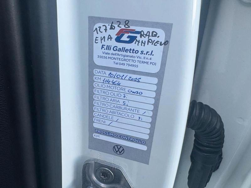 Volvo XC40 2.0 d3 150 CV Momentum my20 2WD