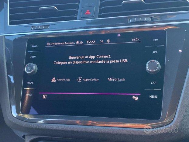 VOLKSWAGEN Tiguan 2.0 TDI 150 CV DSG R-Line + MA