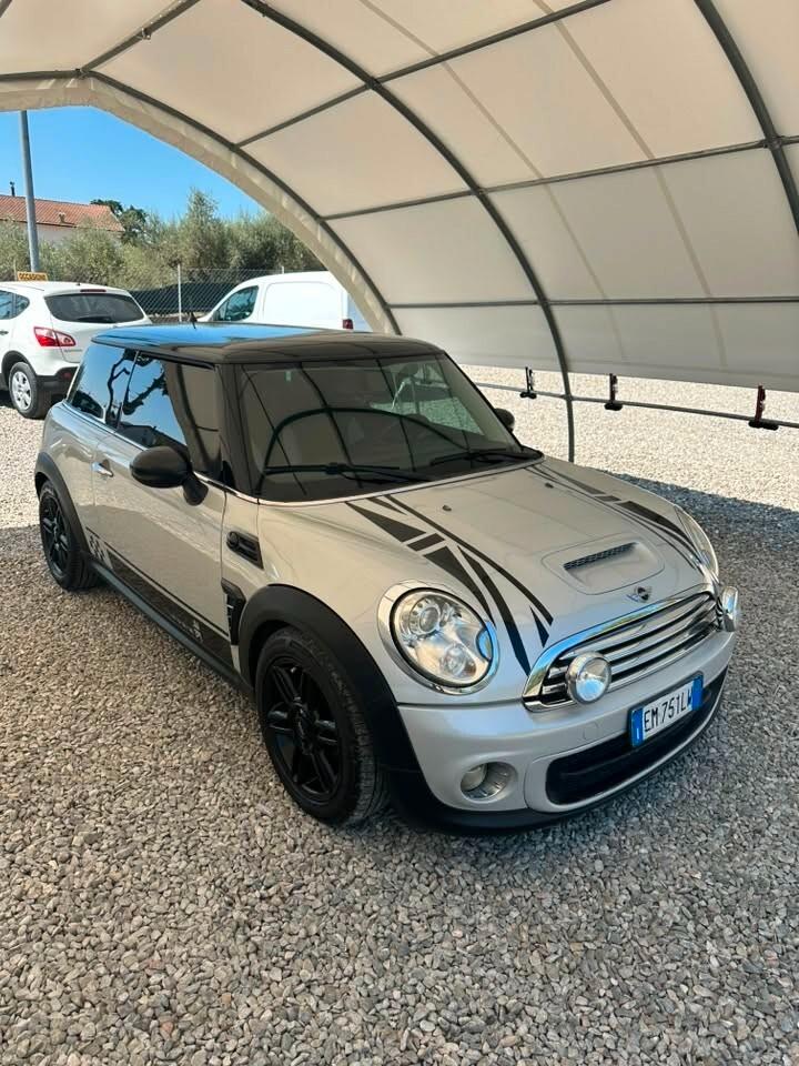 Mini 1.6 16V Cooper D
