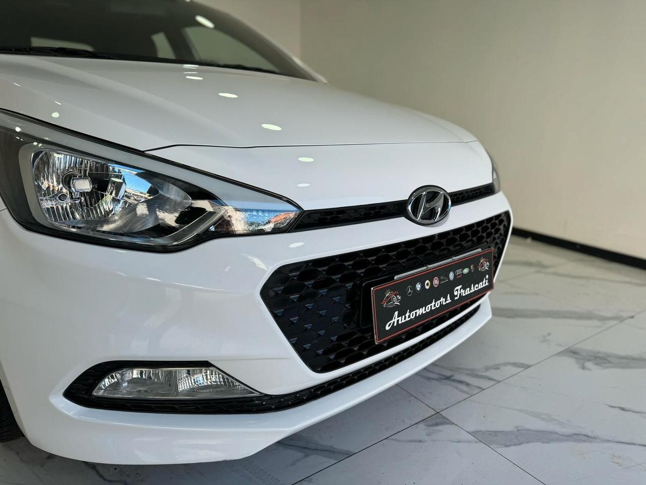 Hyundai i20 1.2 5 porte Blackline-GARANTITA-NEOPATENTATI