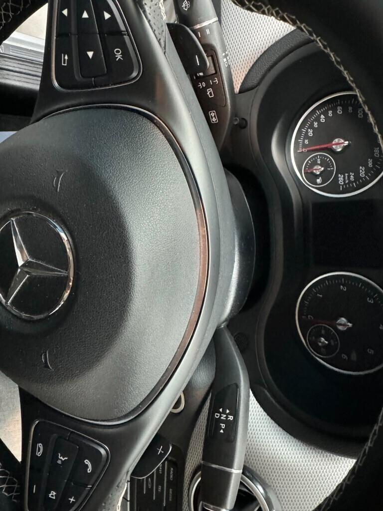 Mercedes-Benz B 200 CDI SPORT AUTOM KM 27000 COME NUOVA