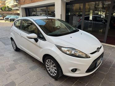 FORD Fiesta 1.4 TDCi 70CV 3 porte Titanium