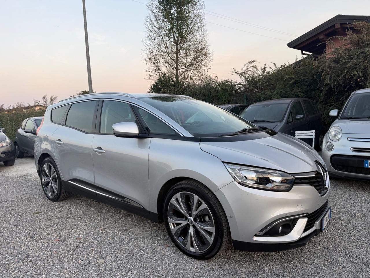Renault Grand Scenic dCi 130 CV Energy Initiale Paris