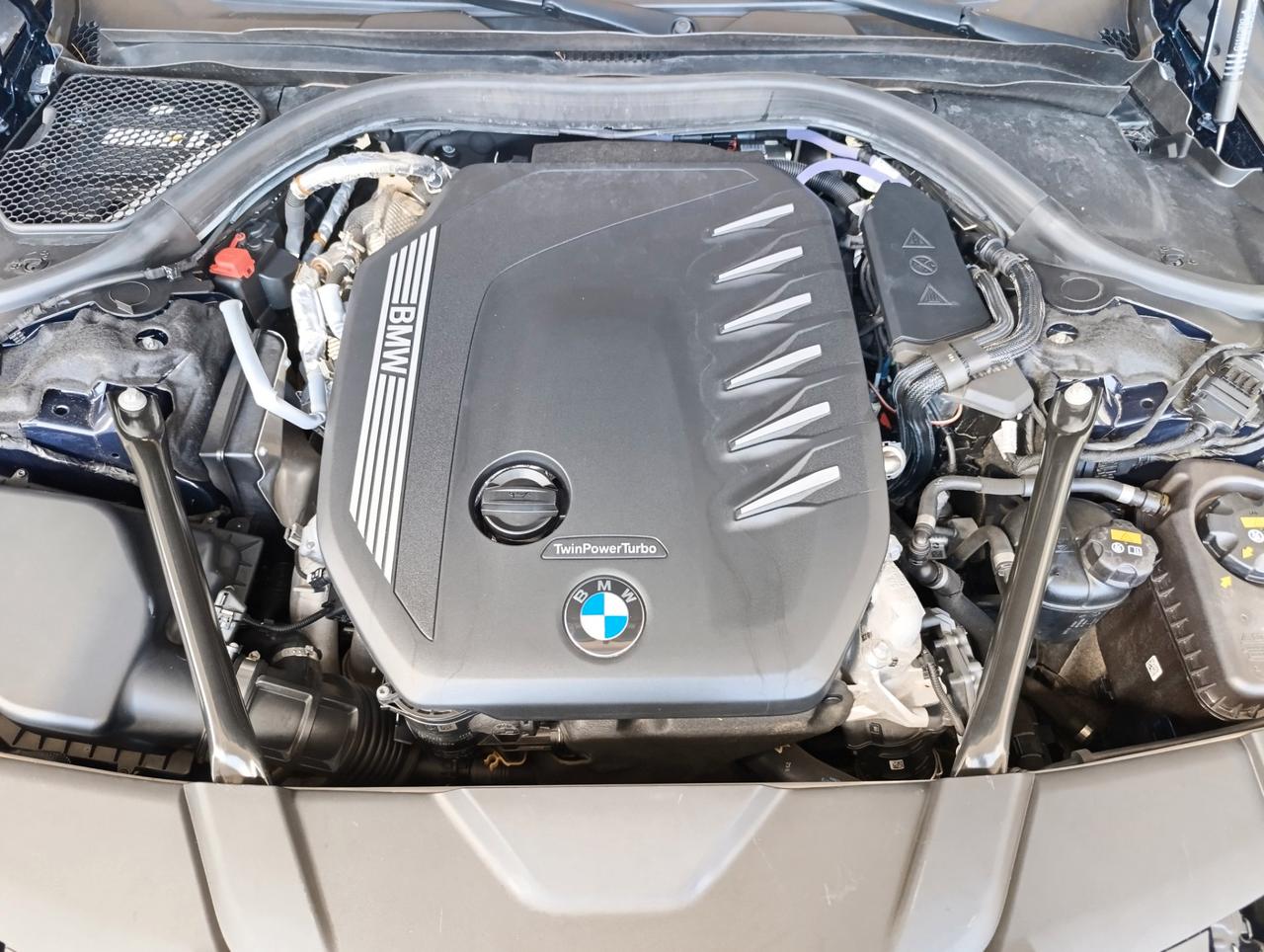 BMW 730 d mhev 48V auto