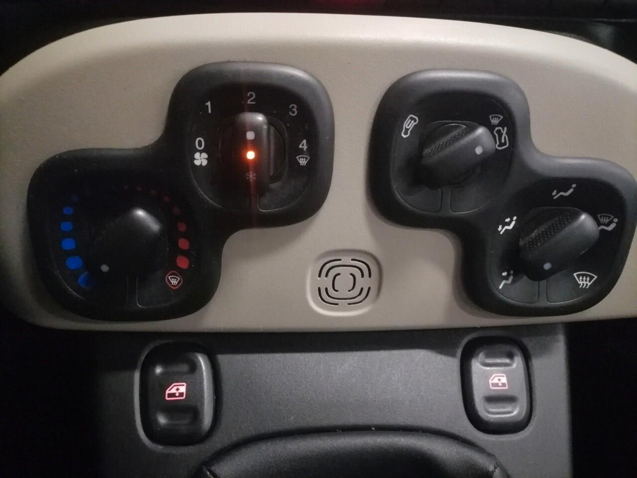 Fiat Panda 0.9 TwinAir Turbo Natural Power Lounge