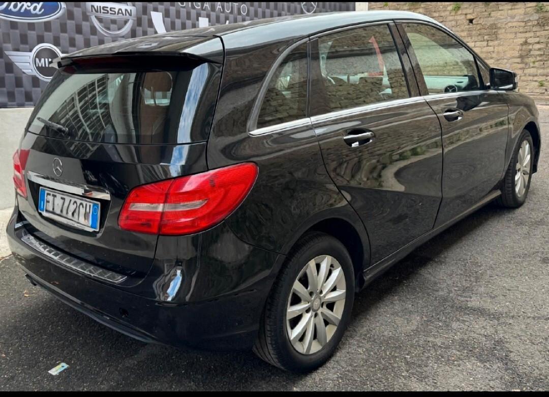 Mercedes-benz A 180 Premium