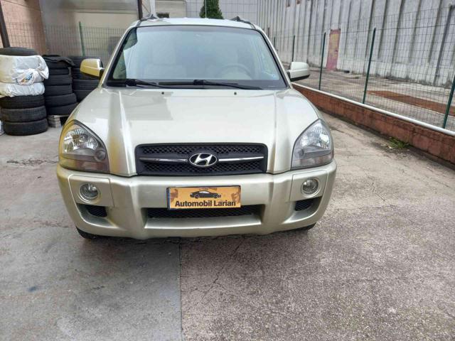 HYUNDAI Tucson 2.0 CRDi VGT Active 4x4 NEOPATENTATI