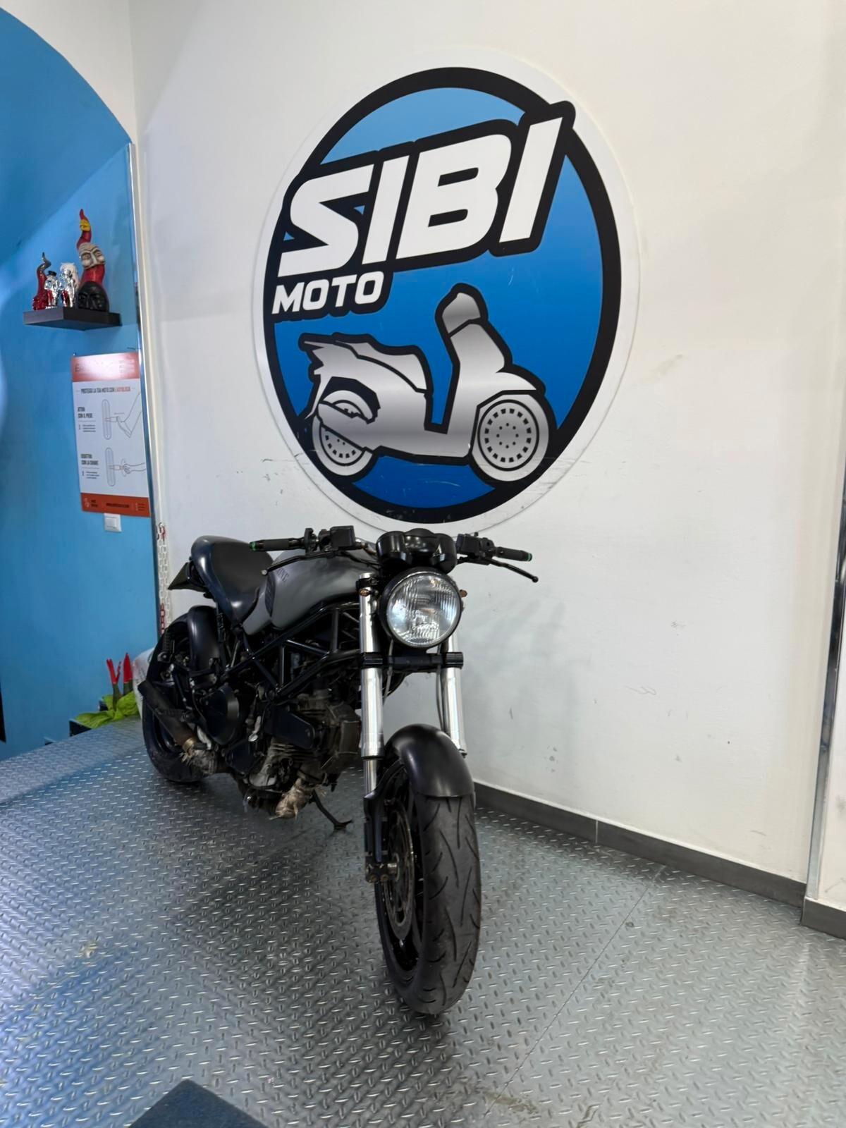 DUCATI MONSTER 695